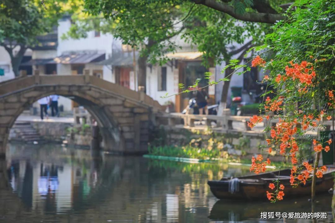 巧虎踢足球